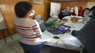 بدء فعاليات الدورة التدريبية للصيادلة في السويس
