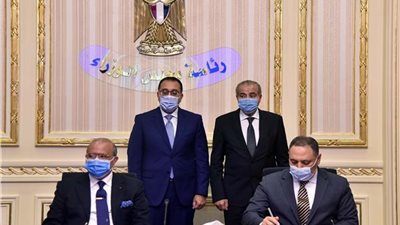 مدبولى يشهد توقيع بروتوكول بين 