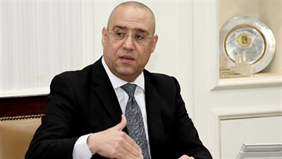 وزير الإسكان: 60 عمارة تراثية الطراز جار تنفيذها فى سُور مجرى العيون