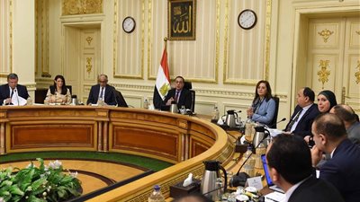 الحكومة تنفى إعلان الشروط الجديدة المنظمة لموسم العمرة الحالى