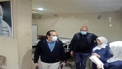 وكيل صحة السويس يفاجئ أقسام الطوارئ بمستشفيات المحافظة