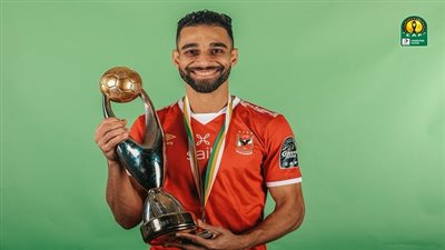 عمرو السولية بعد التتويج الأفريقي: حققنا وعدنا لمؤمن زكريا.. ولن أرحل عن النادي الأهلي