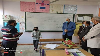 وكيل وزارة التعليم بالقليوبية ووكيل المديرية يتابعان مدارس العبور وشرق شبرا