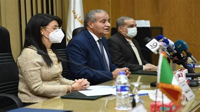 وزير الإنتاج الحربي.. توقيع تعاون مشترك مع وزارة التموين لتحقيق سياسة الدولة في الحفاظ على الحبوب