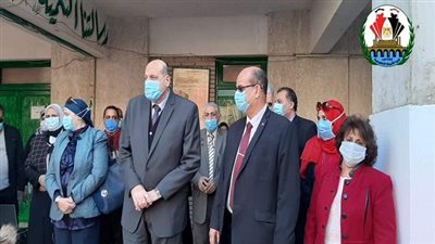 وكيل وزارة التعليم بالقليوبية ووكيل المديرية يتابعان مدارس غرب شبرا الخيمة