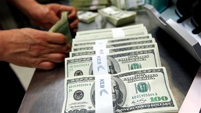 1.3 مليار دولار زيادة في تحويلات المصريين العاملين بالخارج  خلال الربع الأول من السنة المالية 2020/2021