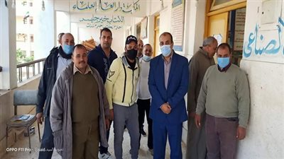 بالصور.. رئيس مدينة بنى عبيد  يتابع عملية التصويت لليوم الأخير لجولة الإعادة لإنتخابات مجلس النواب