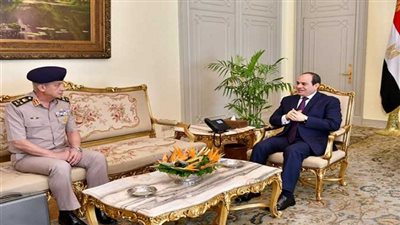 الرئيس السيسى يجتمع بالفريق أول محمد زكى وزير الدفاع والإنتاج الحربى