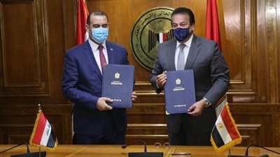 عبدالغفار ووزير التخطيط العراقي يوقعان البرنامج التنفيذي للتعاون 2020/2022