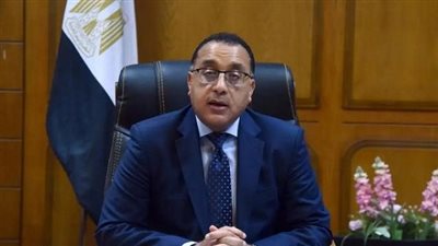 مدبولي يتابع مشروع إنشاء مجمع صناعى مُتكامل لإنتاج الألواح الشمسية