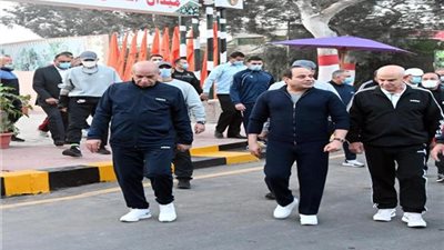 الرئيس السيسي يتفقد الكلية الحربية فجرًا