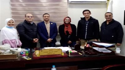 رئيس الهيئة البرلمانية بالسويس يستقبل نماذج من طلاب التعليم الفني المتميزين