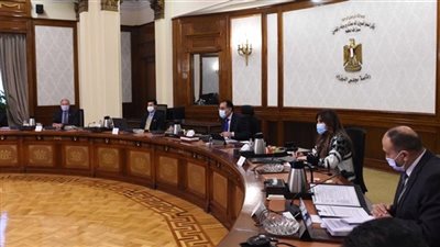 رئيس الوزراء يتابع مشروعات توصيل الغاز الطبيعي للوحدات السكنية