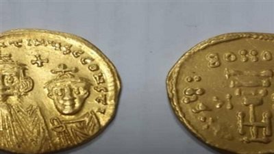 إحباط تهريب عشرات العملات الأثرية إلى الخارج