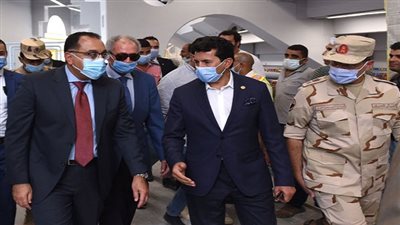 رئيس الوزراء يتفقد مجمع الصالات استعداداً لبطولة العالم لكرة اليد