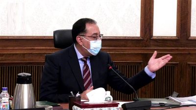 رئيس الوزراء يترأس اجتماع اللجنة العليا لإدارة أزمة فيروس كورونا