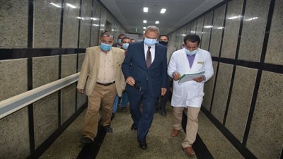 محافظ القليوبية يتفقد عدد من المستشفيات لمتابعة سير العمل ودفع أعمال التطوير 