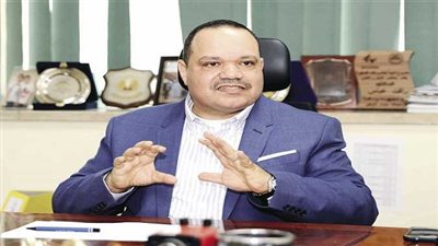 تنمية المشروعات: 8 آلاف جنيها تكلفة تحويل السيارة للغاز.. «هتوفر 10 لتر يوميا»