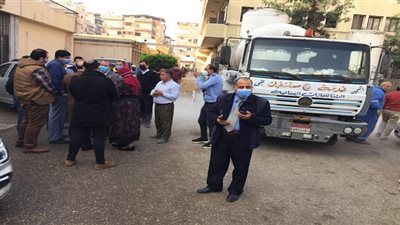 محافظ الدقهلية.. متابعة مستمرة على مدار الساعة لوصول الامدادات اليومية من الاكسجين لمستشفيات الصحة 