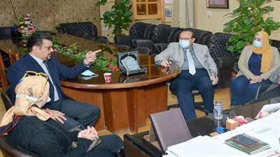 وفد من سيدات مجلس النواب عن محافظة الدقهلية في ضيافة مستشفى المنصورة الجامعى 