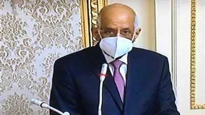 عبد العال يؤدي اليمين الدستورية ويغادر القاعة