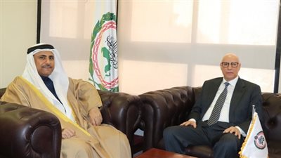 رئيس البرلمان العربي يستقبل السفير أحمد خطابي الأمين العام المساعد لجامعة الدول العربية