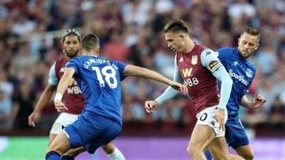 كورونا يتسبب بتأجيل مواجهة أستون فيلا وإيفرتون في 