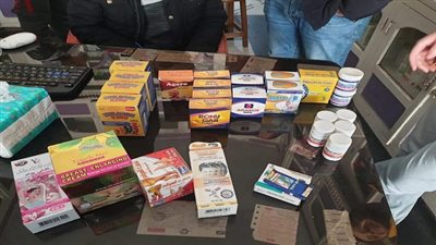ضبط أدوية مخدرة ومهربة داخل عدد من الصيدليات ببسيون