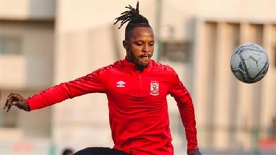 والتر بواليا.. مهاجم الأهلي 