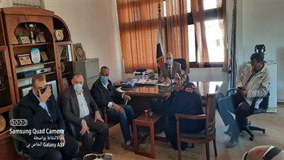 عميد كلية التربية بجامعة السويس يستقبل وفد التعليم بالمحافظة