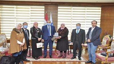 رئيس جامعة كفرالشيخ يستقبل رئيس الإدارة المركزية لشئون الطلاب الوافدين بوزارة التعليم العالى