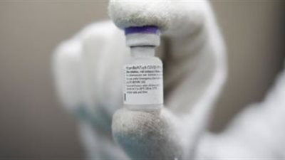 وزارة الصحة تكشف عن 7 أعراض جانبية بعد التطعيم بـ لقاح كورونا