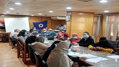 صحة السويس تناقش أسباب وفيات الأمهات أثناء الحمل والولادة 