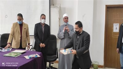 ختام المرحلة الأولي من تدريب الأئمة والواعظات بالسويس 