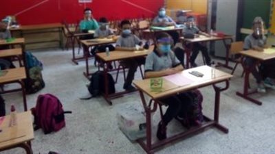 التعليم توضح مصير الطالب المصاب بكورونا من امتحان الترم الأول