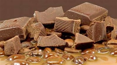 ضبط كمية من الشوكولاتة منتهية الصلاحية في قنا