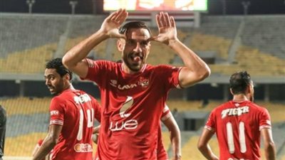 الأهلي ينهي اتفاقه لتمديد عقد علي معلول حتى 2024