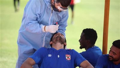 سلبية مسحة كورونا للاعبى الأهلي قبل مواجهة المريخ فى دوري الأبطال