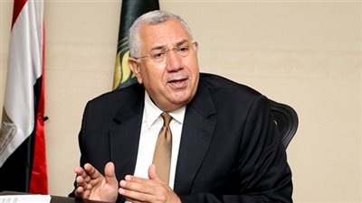 وزير الزراعة: الزيادة السكانية خفضت نصيب الفرد لقيراطين