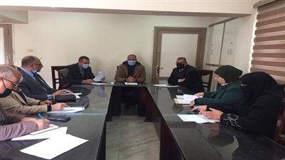 تعليم السويس تعقد إجتماعاً لمناقشة الإستعدادات لإمتحانات الفصل الأول