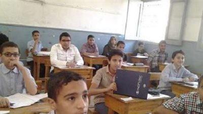 حقيقة إلغاء تدريس الآيات القرآنية والأحاديث لطلاب المدارس