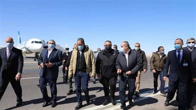 وزيرا الطيران والسياحة والآثار فى زيارة لمطار الغردقة الدولى
