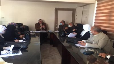 تعليم السويس تناقش قرارات وزير التعليم الخاصة بالإمتحانات 