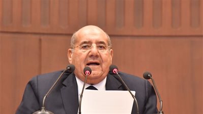 رئيس مجلس الشيوخ يهنئ علاء عابد لاختياره رئيساً للجنة مكافحة الإرهاب بالبرلمان العربى