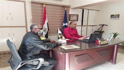 30 لجنة تستقبل طلاب الصف الأول الثانوى بالسويس لمواصلة أداء الإمتحانات