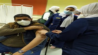 استمرار تلقي الأطقم الطبية للقاح كورونا بمستشفيات الغربية