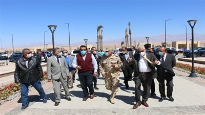 وزير التعليم العالي يتفقد جامعة الملك سلمان الدولية بالطور