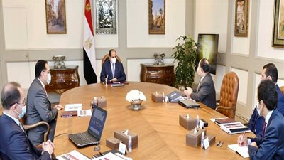 الرئيس يقرر زيادة المرتبات والمعاشات لكل العاملين فى الدولة