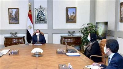 السيسي يوجه بتعزيز جهود التصنيع المحلي لتلبية احتياجات السوق المحلي