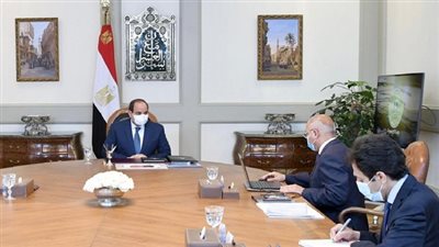 الرئيس السيسي يوجه بتطوير منظومة خدمات النقل البحرى